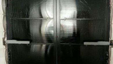 جک درب پارکینگ بجنورد کنار لنگه فولادی ورق‌کاری‌شده