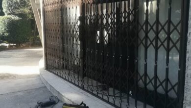 حفاظ درب آکاردئونی مشکی آماده ارسال به حومه همدان