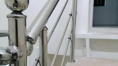 نرده راه پله استیل مات کنار ورودی ساحلی استان هرمزگان